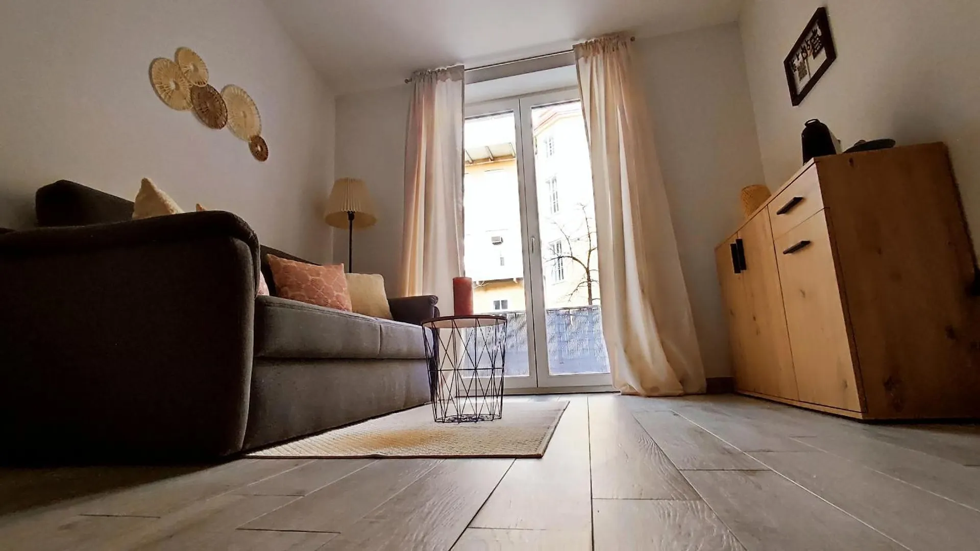 Apartment Altstadt-Idylle Mit Balkon Und Parkplatz Graz